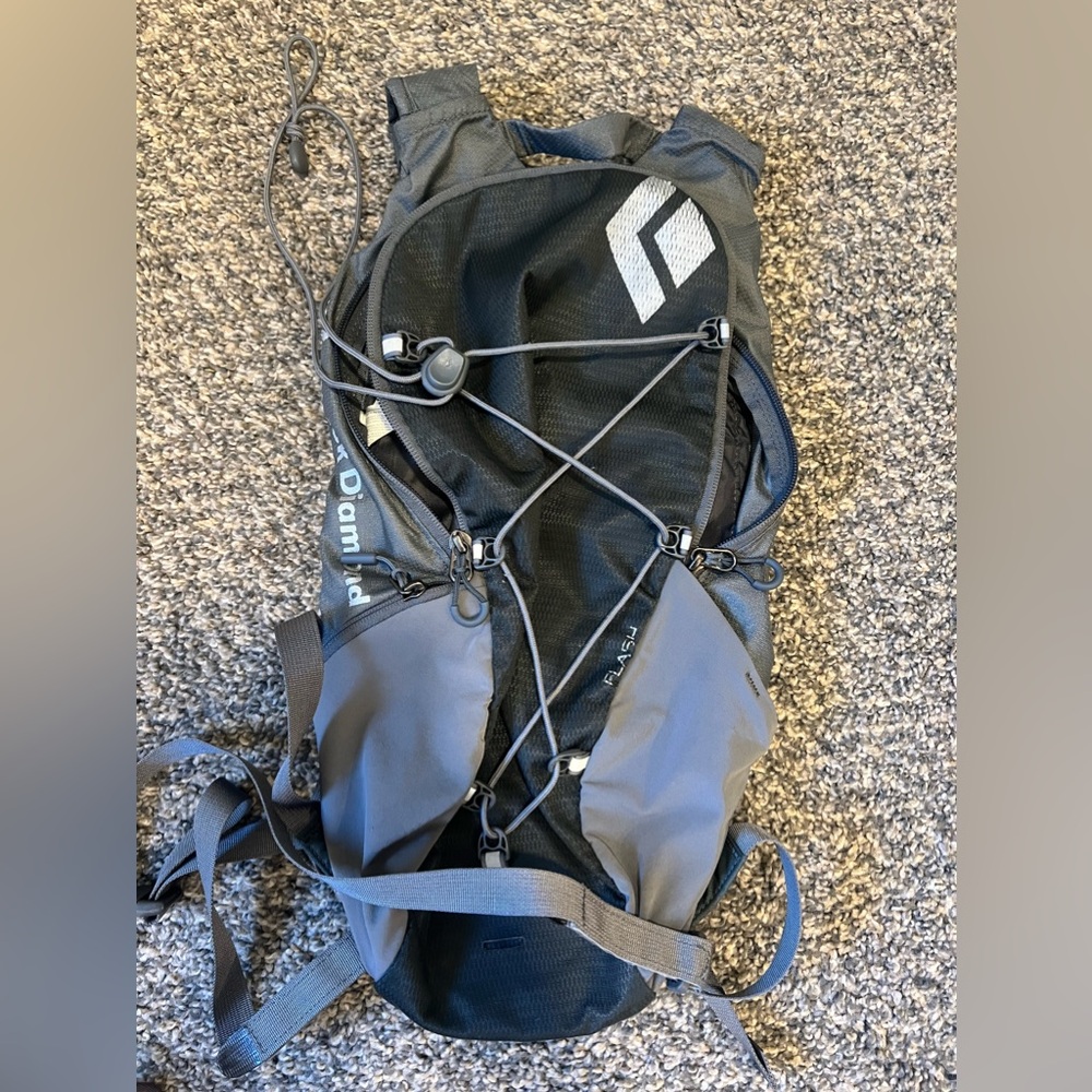 Black Diamond Backpack Day Pack Hiking Ski Gray Bladder Travel Lightweight